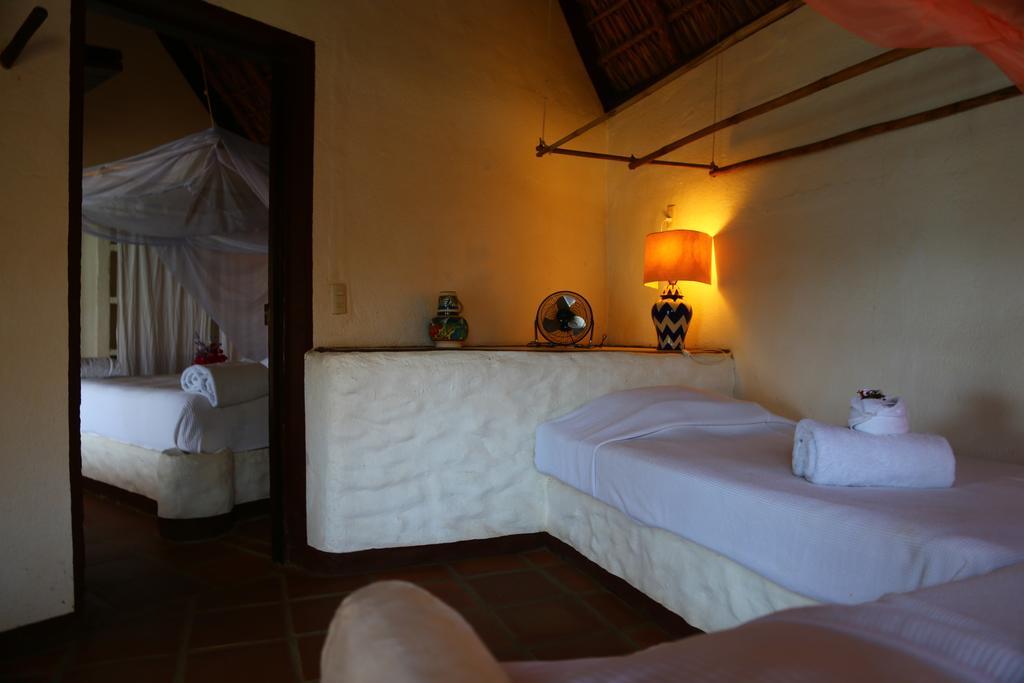 Hotel Bahia De La Luna Arroyo Cruz Dış mekan fotoğraf