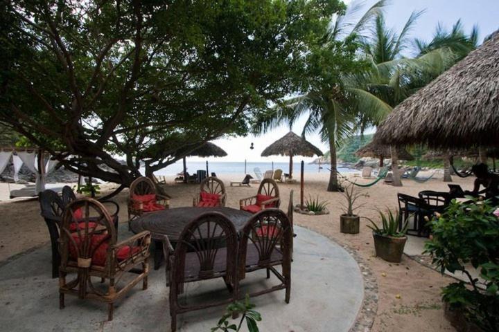 Hotel Bahia De La Luna Arroyo Cruz Dış mekan fotoğraf