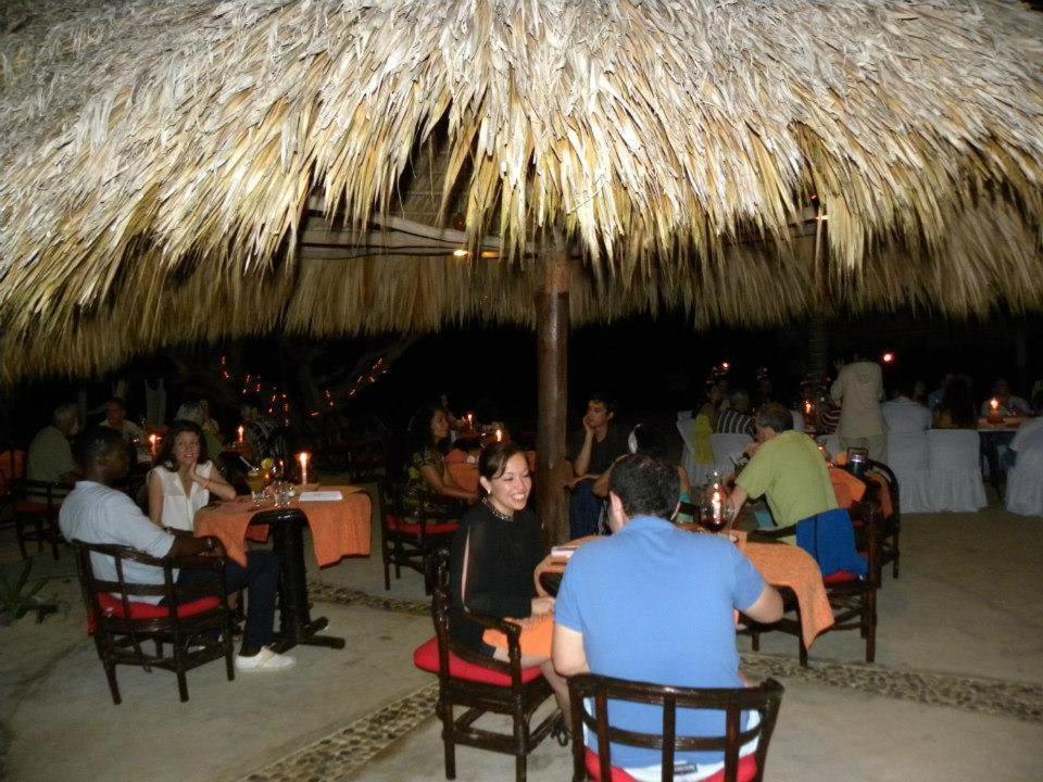 Hotel Bahia De La Luna Arroyo Cruz Dış mekan fotoğraf