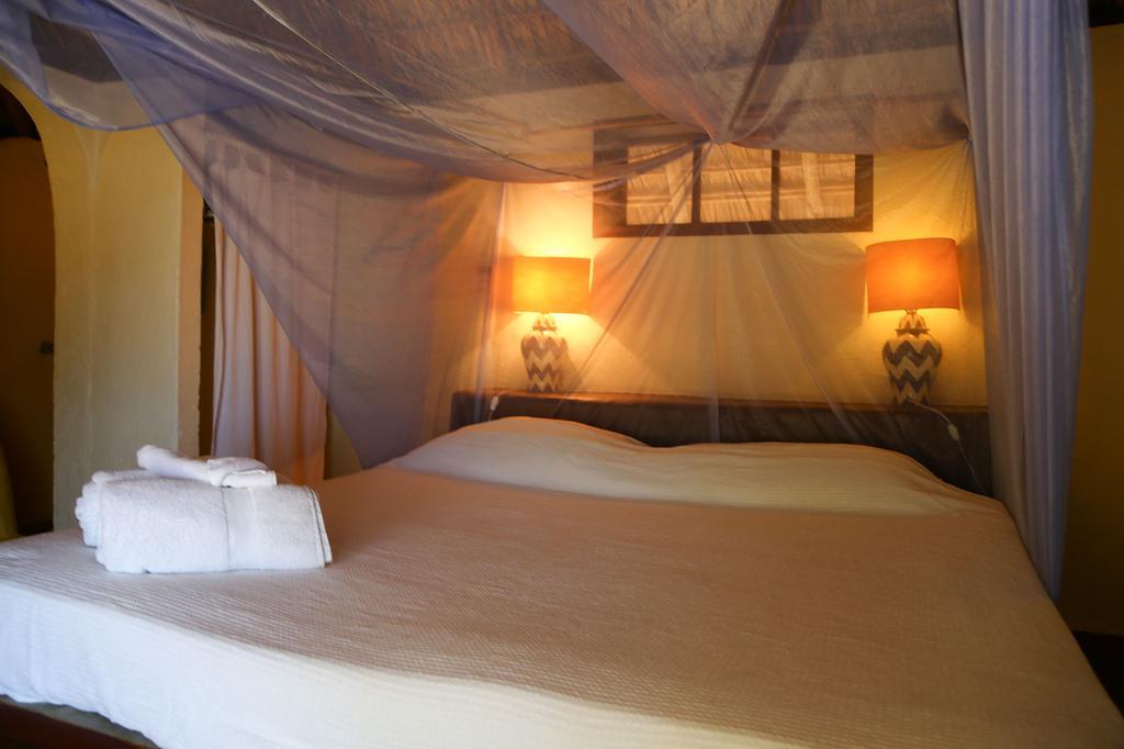 Hotel Bahia De La Luna Arroyo Cruz Dış mekan fotoğraf
